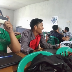Mahasiswa TI A 6 Bos Nazari Stkom Sapta Computer